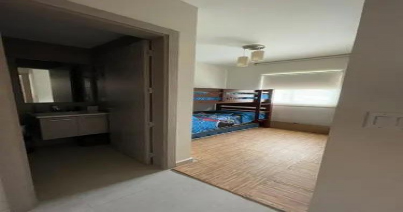 4 Bedrooms Bedrooms,4 BathroomsBathrooms,Apartment,Sherman,1503